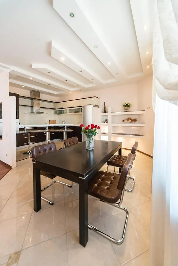 Apartment Роскошная 3К Квартира 135М2 На Набережной. Минская Kyiv