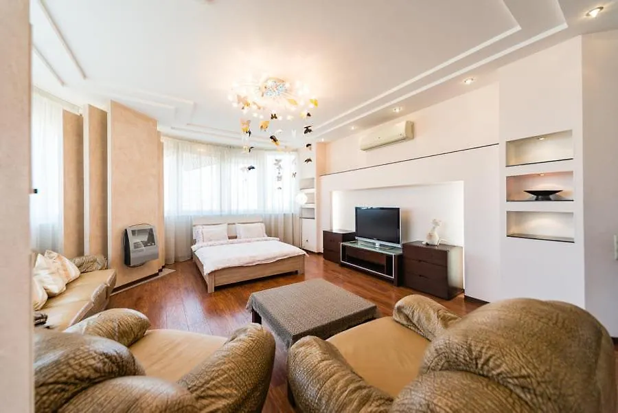 Apartment Роскошная 3К Квартира 135М2 На Набережной. Минская Kyiv